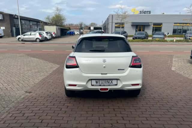 Suzuki Swift (2025) thumbnail 25