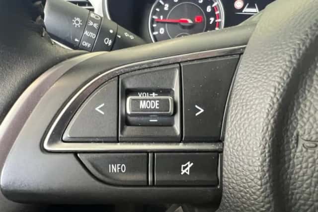 Suzuki Swift (2025) thumbnail 26