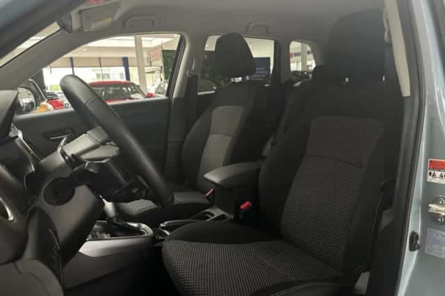 Suzuki Vitara (2021) thumbnail 4