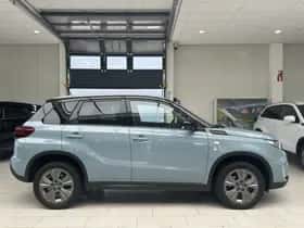 Suzuki Vitara (2021) thumbnail 9