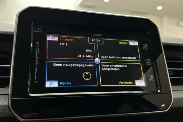 Suzuki Ignis (2023) thumbnail 11