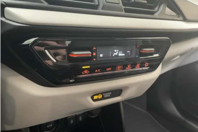 Suzuki Swift (2025) thumbnail 15