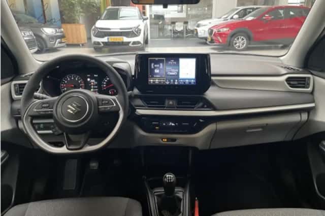 Suzuki Swift (2025) thumbnail 22