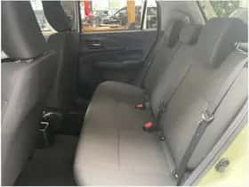 Suzuki Swift (2025) thumbnail 6