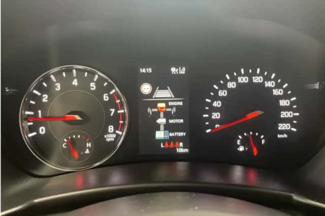 Suzuki Swift (2025) thumbnail 10