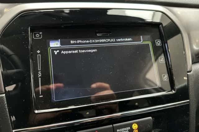 Suzuki Vitara (2021) thumbnail 13