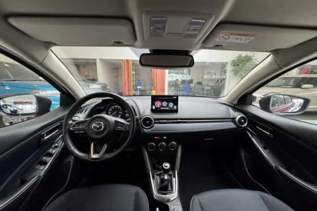 Mazda 2 (2022) thumbnail 32
