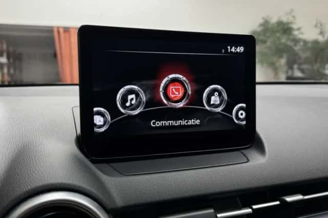 Mazda 2 (2022) thumbnail 10