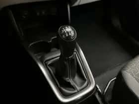 Suzuki Swift (2025) thumbnail 15