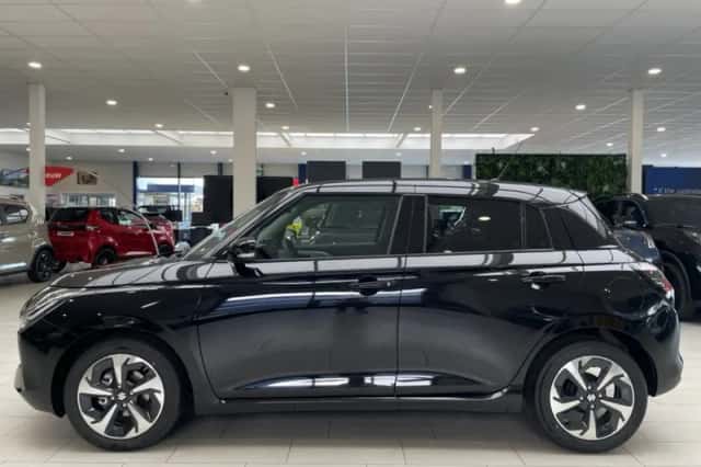 Suzuki Swift (2025) thumbnail 7