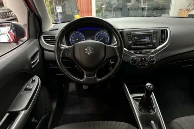 Suzuki Baleno (2016) thumbnail 2