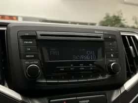 Suzuki Baleno (2016) thumbnail 11