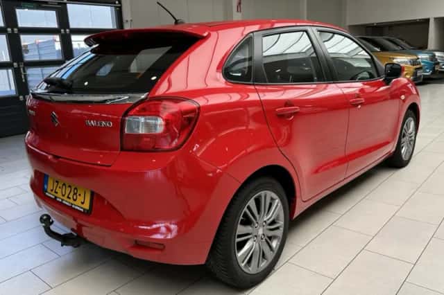 Suzuki Baleno (2016) thumbnail 3