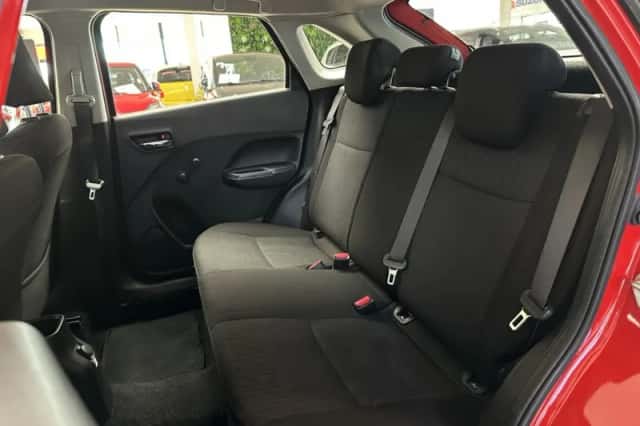 Suzuki Baleno (2016) thumbnail 6