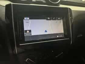 Suzuki Swift (2018) thumbnail 15