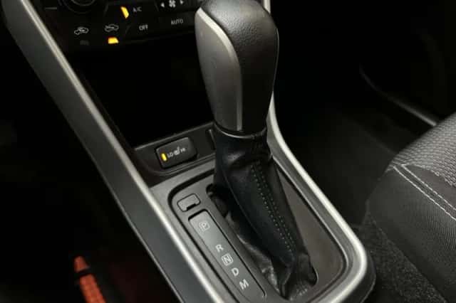 Suzuki S-CROSS (2014) thumbnail 14
