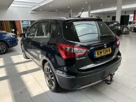 Suzuki S-CROSS (2014) thumbnail 25