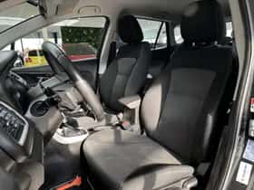 Suzuki S-CROSS (2014) thumbnail 4