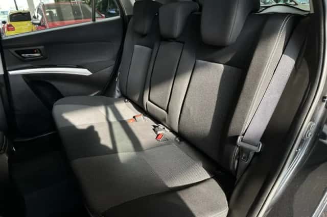 Suzuki S-CROSS (2014) thumbnail 6