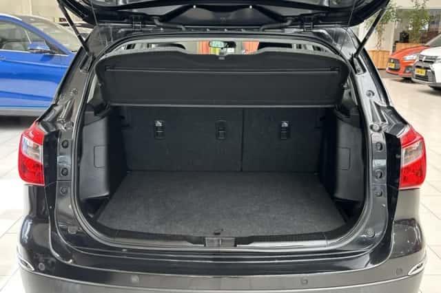 Suzuki S-CROSS (2014) thumbnail 8