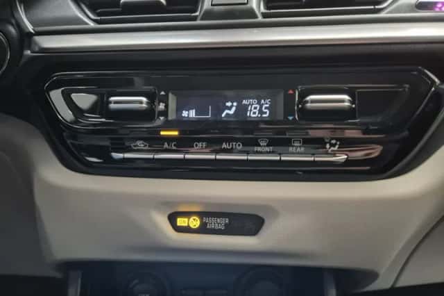 Suzuki Swift (2025) thumbnail 14