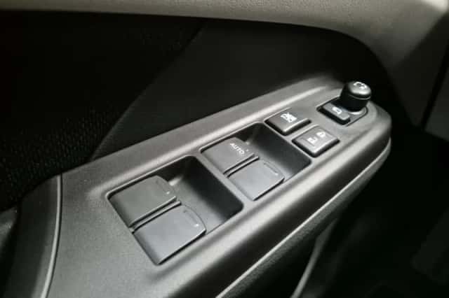 Suzuki Swift (2025) thumbnail 17