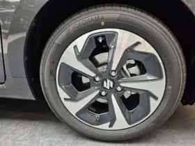 Suzuki Swift (2025) thumbnail 28