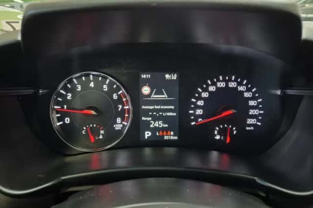 Suzuki Swift (2025) thumbnail 10