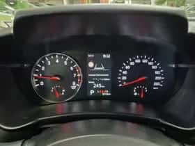 Suzuki Swift (2025) thumbnail 10