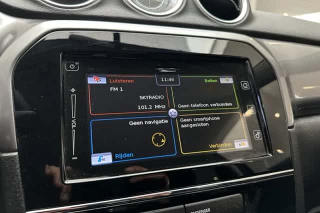 Suzuki Vitara (2019) thumbnail 11