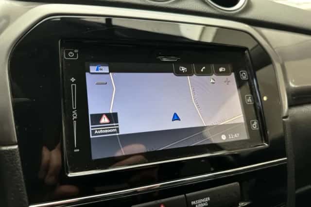 Suzuki Vitara (2019) thumbnail 14
