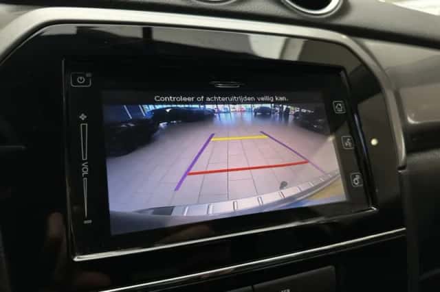 Suzuki Vitara (2019) thumbnail 16