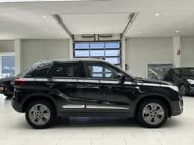 Suzuki Vitara (2019) thumbnail 9