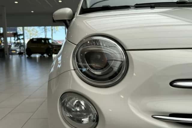 Fiat 500C (2017) thumbnail 24