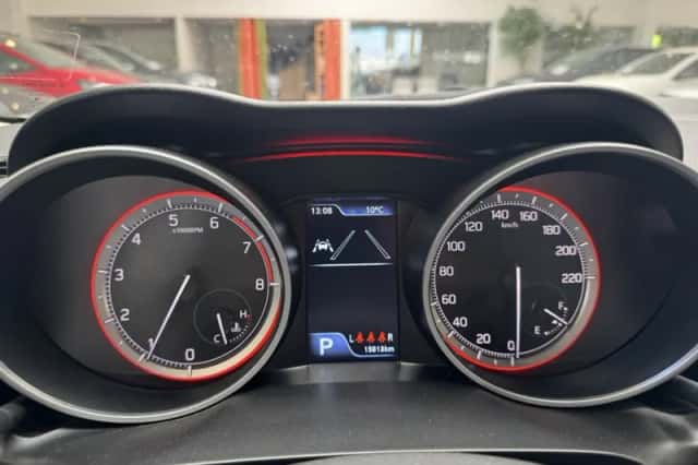 Suzuki Swift (2023) thumbnail 21