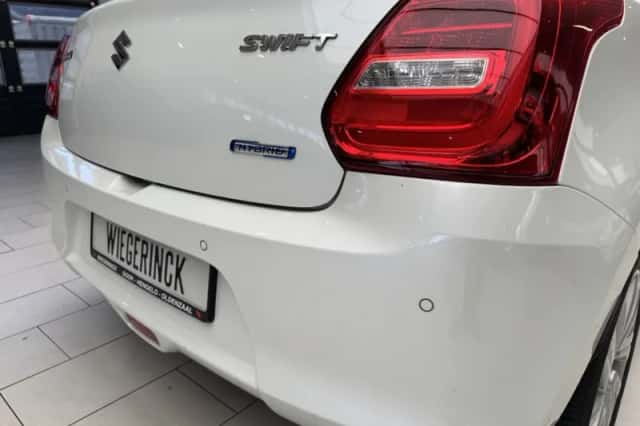 Suzuki Swift (2023) thumbnail 26