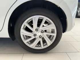 Suzuki Swift (2023) thumbnail 27