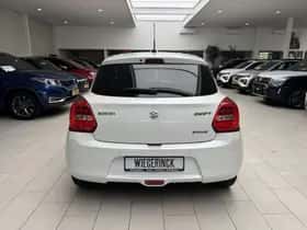 Suzuki Swift (2023) thumbnail 10