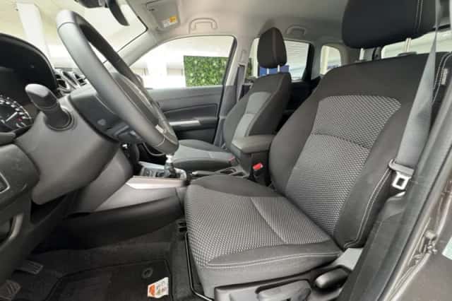 Suzuki Vitara (2025) thumbnail 4