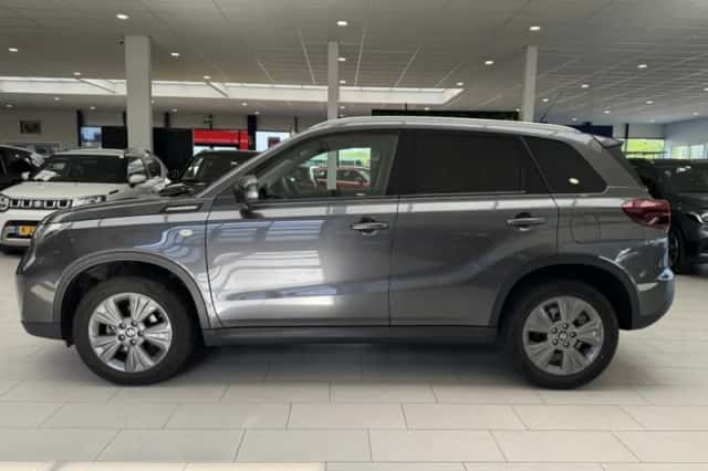 Suzuki Vitara (2025) thumbnail 7