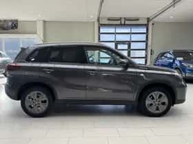 Suzuki Vitara (2025) thumbnail 9