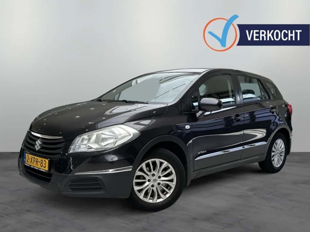 Suzuki S-CROSS (2014) — foto 1