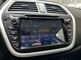 Suzuki S-CROSS (2014) thumbnail 12