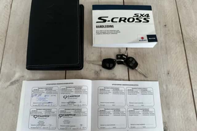 Suzuki S-CROSS (2014) thumbnail 18