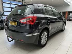 Suzuki S-CROSS (2014) thumbnail 3