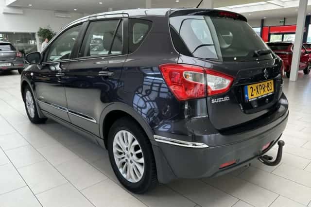 Suzuki S-CROSS (2014) thumbnail 25