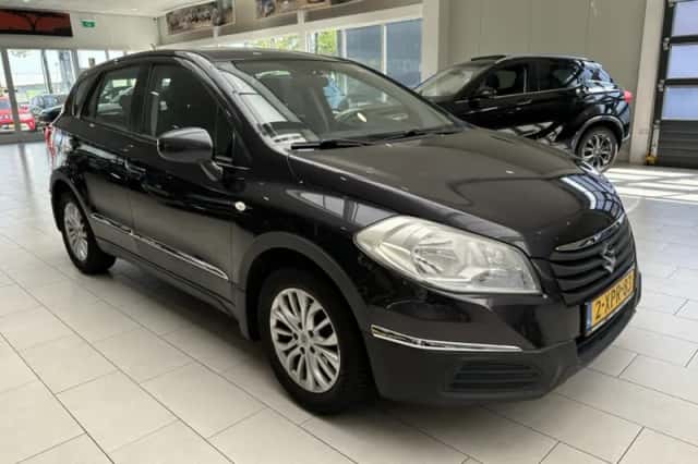 Suzuki S-CROSS (2014) thumbnail 30
