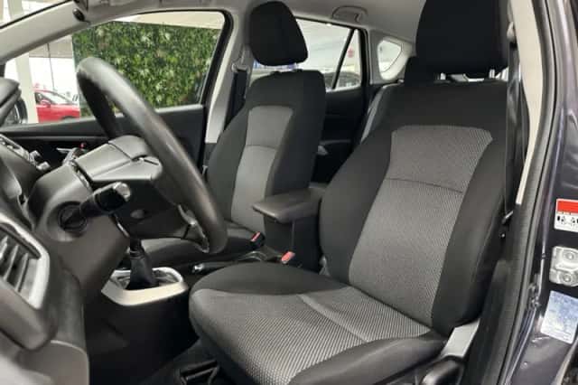 Suzuki S-CROSS (2014) thumbnail 4