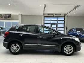 Suzuki S-CROSS (2014) thumbnail 9
