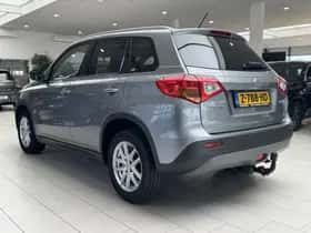 Suzuki Vitara (2016) thumbnail 19